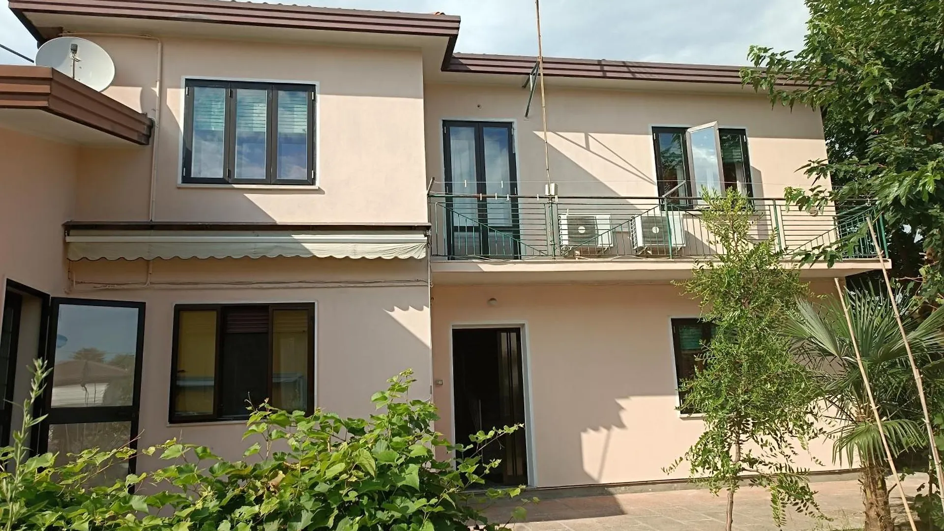 Bed and Breakfast Locazione Turistica 2 Tessera 0*,